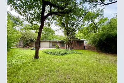 10208 Lake Gardens Drive, Dallas, TX 75218 - Photo 22