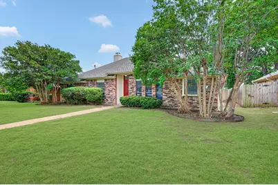 918 Green Brook Drive, Allen, TX 75002 - Photo 2
