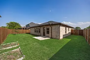 1059 Lake Trail Dr, Little Elm, TX 75068 - Photo 18