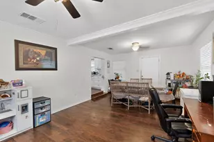 8927 Beckley View Ave, Dallas, TX 75232 - Photo 8