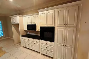 109 Kingston Dr, Waco, TX 76712 - Photo 8