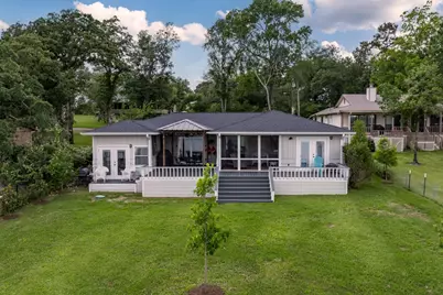 138 Pin Oak Drive, Mabank, TX 75156 - Photo 2