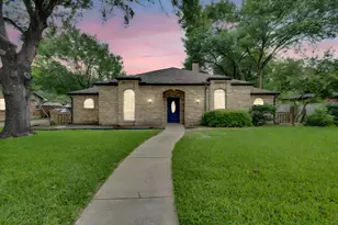102 Chapman Cir, Waxahachie, TX 75165 - Photo 6
