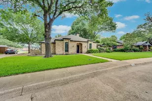 102 Chapman Cir, Waxahachie, TX 75165 - Photo 40
