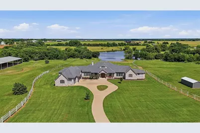 326 Turkey Farm Road, Whitesboro, TX 76273 - Photo 2