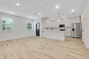 408 Foch St, Fort Worth, TX 76107 - Photo 2