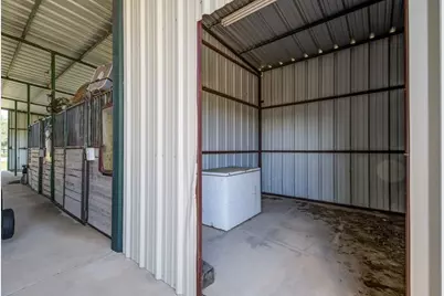 334 Fm 2264, Decatur, TX 76234 - Photo 38