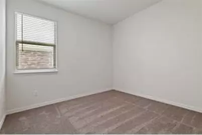 4529 Hemingway Avenue, Aubrey, TX 76227 - Photo 18