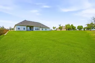 2704 Village Rd, Granbury, TX 76049 - Photo 30