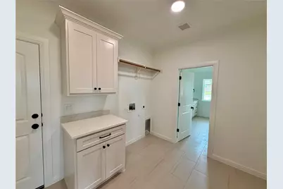 2704 Village Road, Granbury, TX 76049 - Photo 18