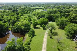 806 Old Base Rd, Aurora, TX 76078 - Photo 1