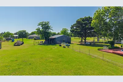 1551 County Road 3327, Greenville, TX 75402 - Photo 20