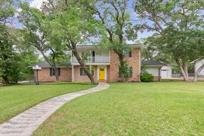 425 White Hall Road, Woodway, TX 76712 - Photo 1
