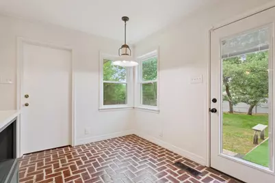 425 White Hall Road, Woodway, TX 76712 - Photo 10