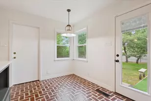 425 Whitehall Rd, Woodway, TX 76712 - Photo 10