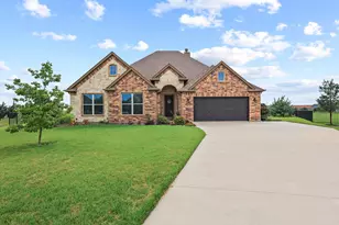 1605 Covered Bridge Ct, Gunter, TX 75058 - Photo 2