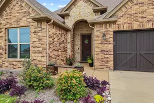 1605 Covered Bridge Ct, Gunter, TX 75058 - Photo 4