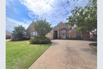 2079 Fair Oaks Circle, Corinth, TX 76210 - Photo 2