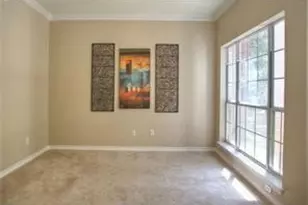 907 Canal, Irving, TX 75063 - Photo 2