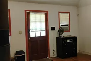 763 Frontier St, Bowie, TX 76230 - Photo 8