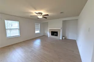 5760 Fountain Flat Dr, Fort Worth, TX 76244 - Photo 8