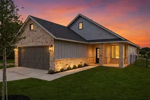 312 Third St, Hillsboro, TX 76645 - Photo 1