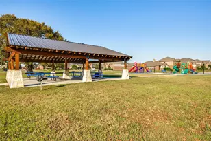 8905 Deadwood Ln, Aubrey, TX 76227 - Photo 30