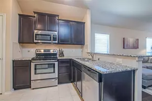 8905 Deadwood Ln, Aubrey, TX 76227 - Photo 8