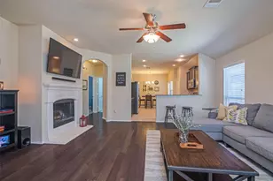 8905 Deadwood Ln, Aubrey, TX 76227 - Photo 6