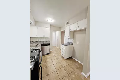 745 W Cedar Street, Hurst, TX 76053 - Photo 12