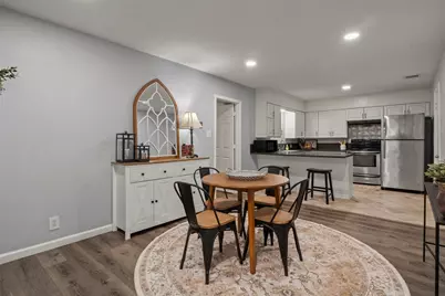 706 Henslee Drive, Euless, TX 76040 - Photo 6