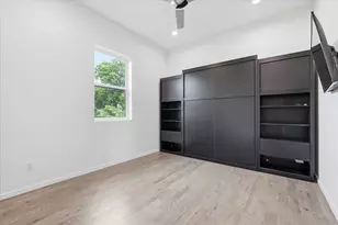 2021 Dennison St, Dallas, TX 75212 - Photo 20