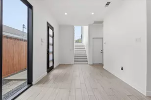 2021 Dennison St, Dallas, TX 75212 - Photo 4