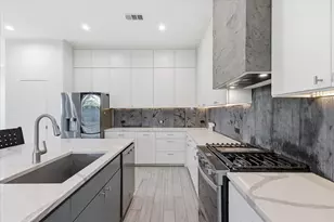 2021 Dennison St, Dallas, TX 75212 - Photo 8