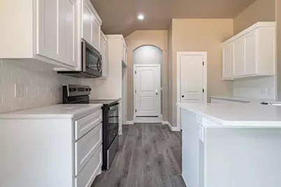 916 Mojave Trail, Granbury, TX 76048 - Photo 12