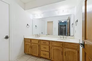6533 Lake Side Cir, North Richland Hills, TX 76180 - Photo 12