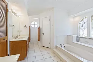 6533 Lake Side Cir, North Richland Hills, TX 76180 - Photo 20