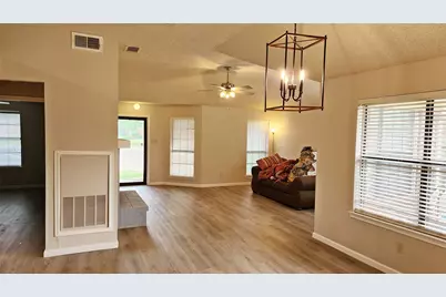 520 Kirkland Drive, Coppell, TX 75019 - Photo 2