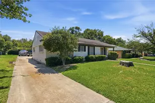 3630 Townsend Dr, Dallas, TX 75229 - Photo 2