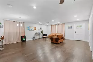 3630 Townsend Dr, Dallas, TX 75229 - Photo 4