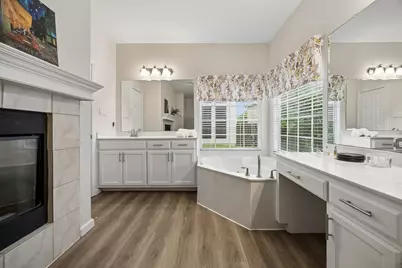 9705 Valley Lake Court, Irving, TX 75063 - Photo 20
