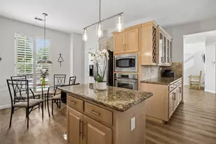 9705 Valley Lake Ct, Irving, TX 75063 - Photo 14