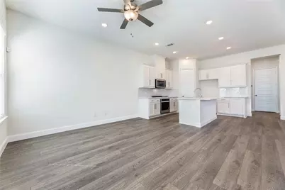 4704 Corriente Vista Lane, McKinney, TX 75070 - Photo 4