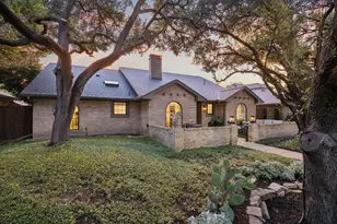 16801 Rustic Meadows Dr, Dallas, TX 75248 - Photo 2
