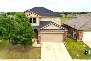 2135 Forest Meadow Dr, Princeton, TX 75407 - Photo 2