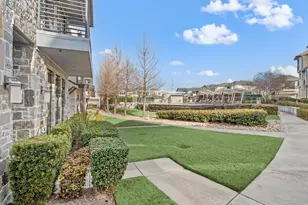 8254 Laflin Ln, Dallas, TX 75231 - Photo 4