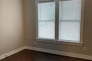907 N Bishop Ave, Dallas, TX 75208 - Photo 8