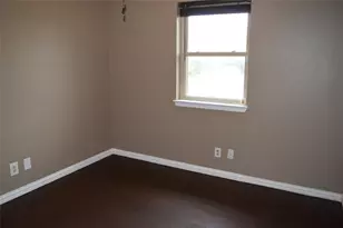 2024 Walker St, Granbury, TX 76048 - Photo 38