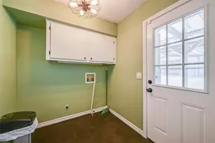 2024 Walker St, Granbury, TX 76048 - Photo 20