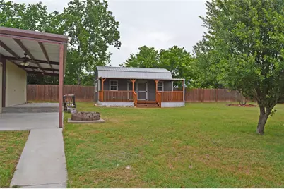 2024 Walker Street, Granbury, TX 76048 - Photo 32